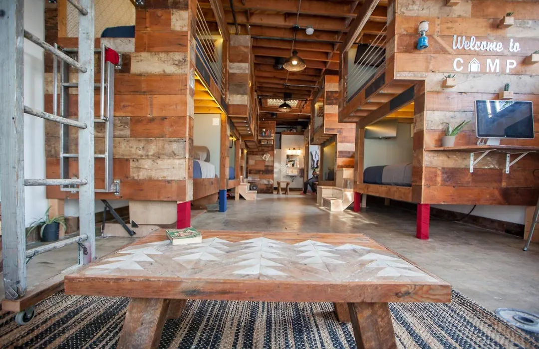 Podshare East Hollywood-1
